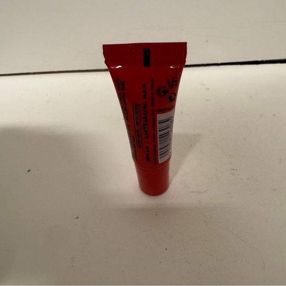 Loccitane Lip Balm Wonderful Rose 4ML - Picture 2 of 4